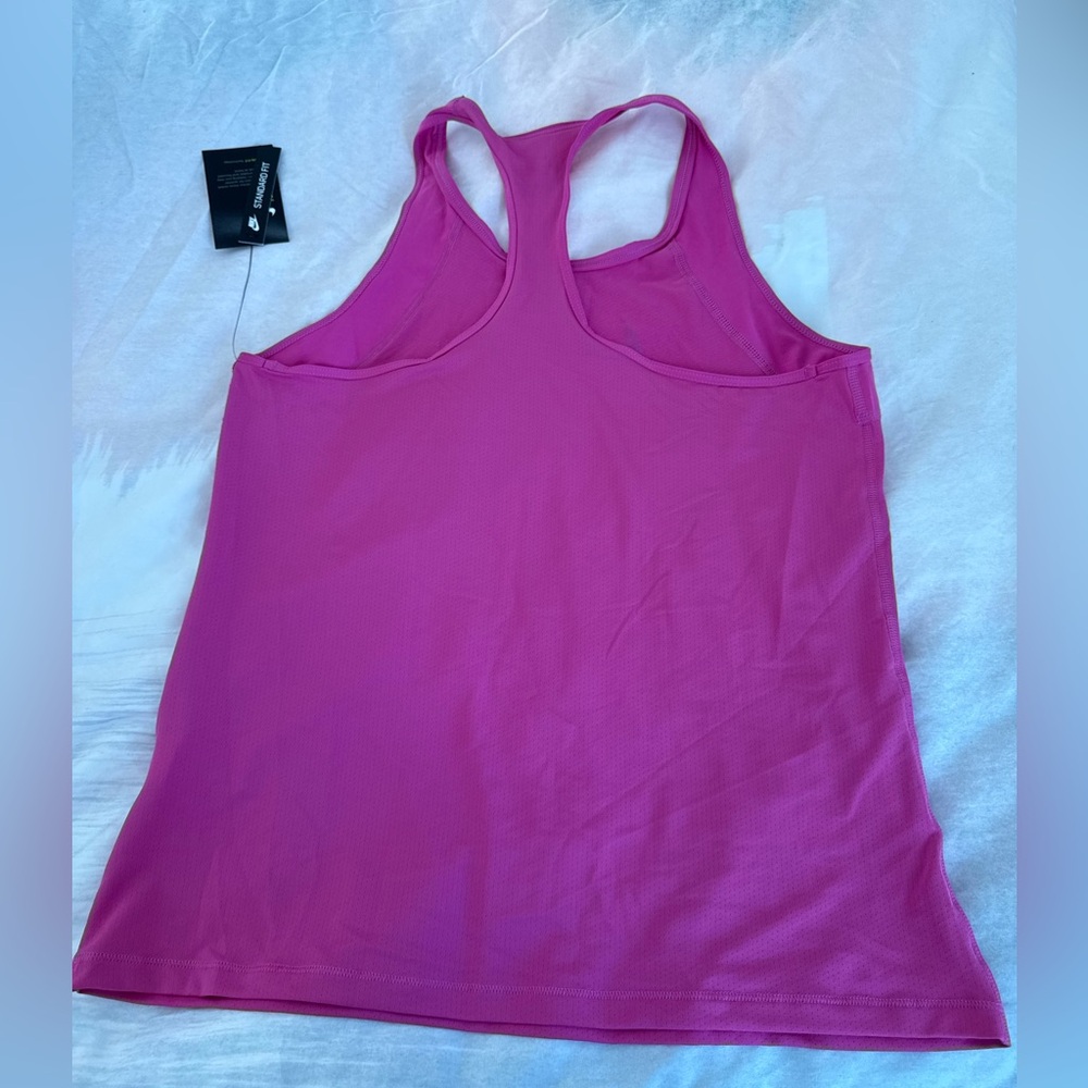 Nike top - Picture 4 of 4